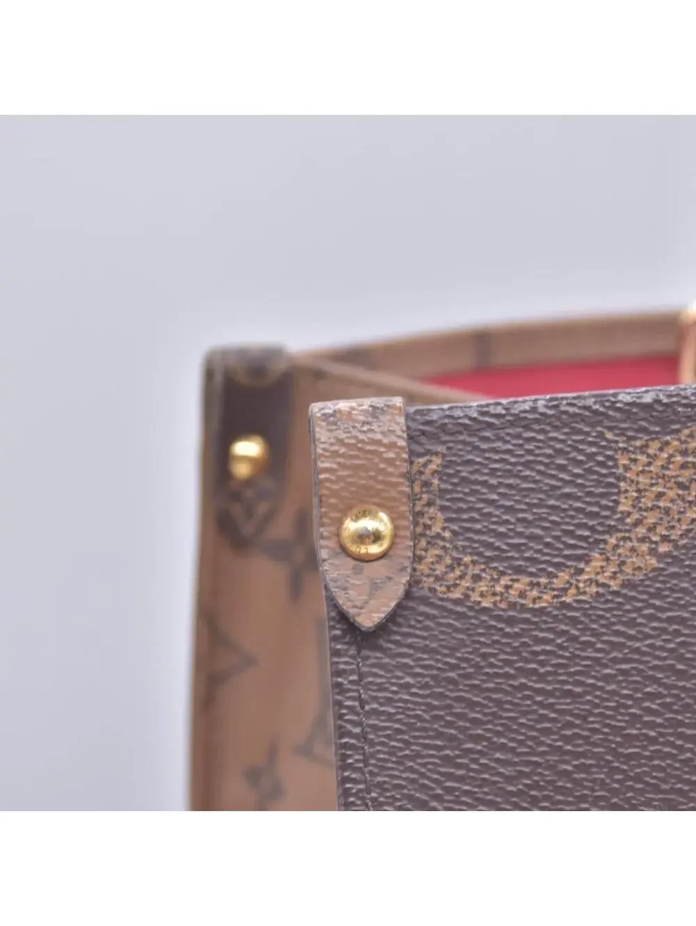 $3300 RFID Louis Vuitton Reverse Monogram Giant Onthego MM